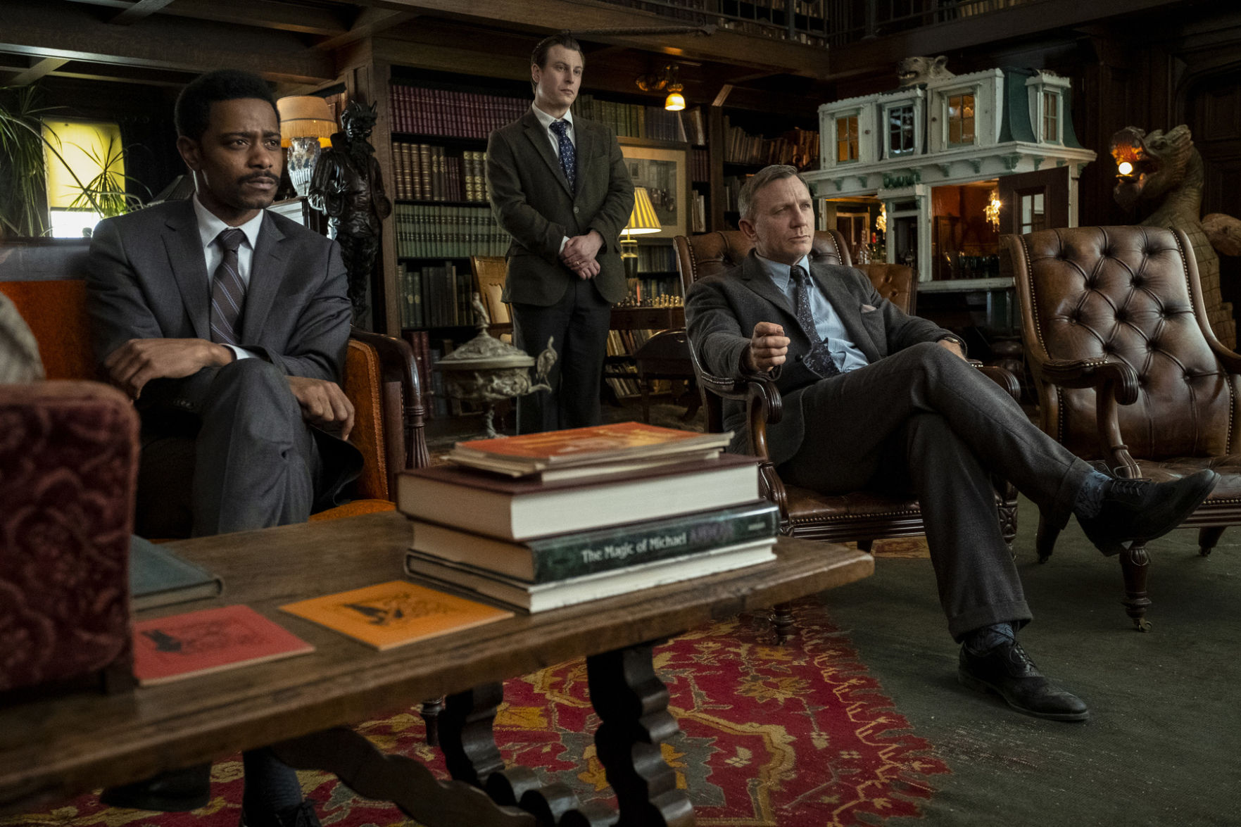 Film Review - Knives Out